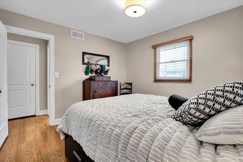 Tiny photo for 4020 N Adams Street, Westmont, IL 60559 (MLS # 12630414)