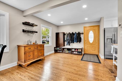 Tiny photo for 4020 N Adams Street, Westmont, IL 60559 (MLS # 12630414)