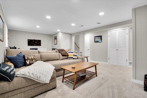 Tiny photo for 4020 N Adams Street, Westmont, IL 60559 (MLS # 12630414)