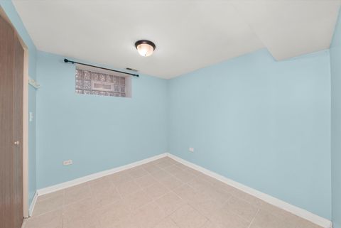Tiny photo for 5850 S INDIANA Avenue, Chicago, IL 60637 (MLS # 12595985)