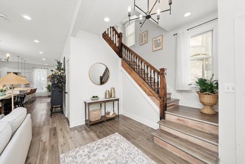 Tiny photo for 5850 S INDIANA Avenue, Chicago, IL 60637 (MLS # 12595985)