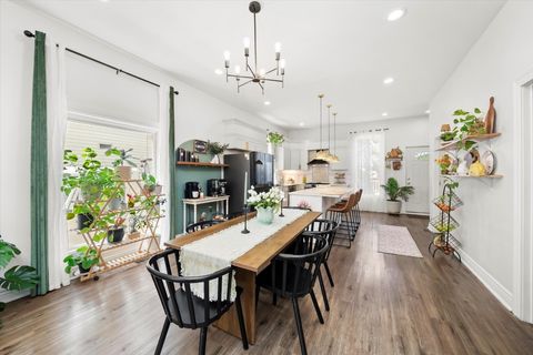 Tiny photo for 5850 S INDIANA Avenue, Chicago, IL 60637 (MLS # 12595985)