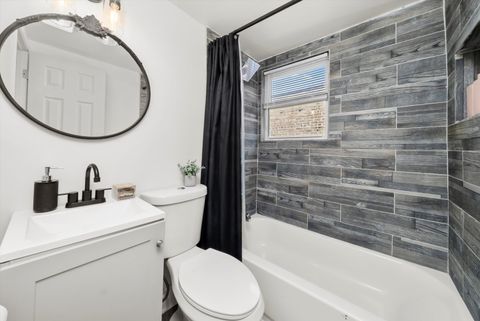 Tiny photo for 5850 S INDIANA Avenue, Chicago, IL 60637 (MLS # 12595985)