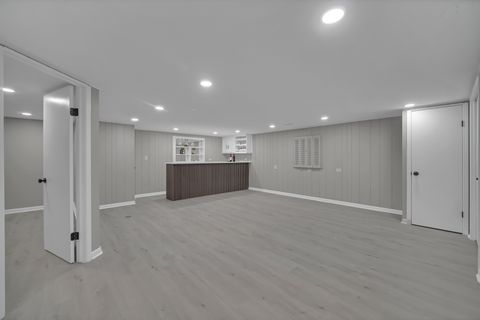 Tiny photo for 5 Wakefield Lane, Buffalo Grove, IL 60089 (MLS # 12610233)