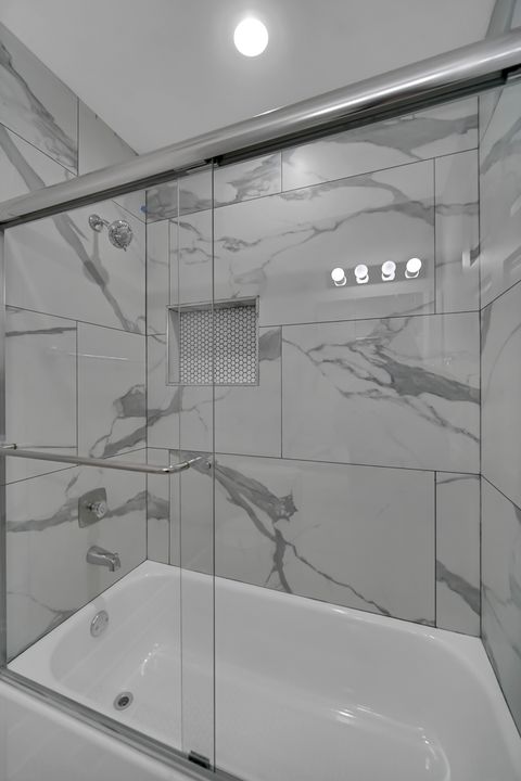 Tiny photo for 5 Wakefield Lane, Buffalo Grove, IL 60089 (MLS # 12610233)