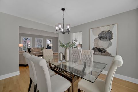 Tiny photo for 5 Wakefield Lane, Buffalo Grove, IL 60089 (MLS # 12610233)