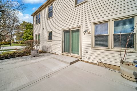 Tiny photo for 5 Wakefield Lane, Buffalo Grove, IL 60089 (MLS # 12610233)