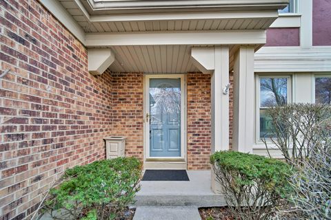 Tiny photo for 5 Wakefield Lane, Buffalo Grove, IL 60089 (MLS # 12610233)