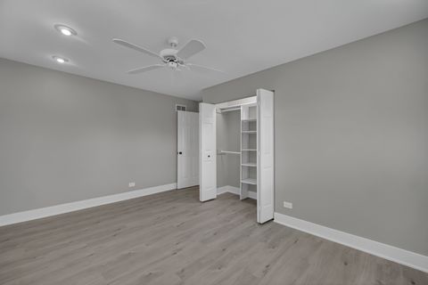 Tiny photo for 5 Wakefield Lane, Buffalo Grove, IL 60089 (MLS # 12610233)