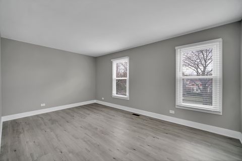 Tiny photo for 5 Wakefield Lane, Buffalo Grove, IL 60089 (MLS # 12610233)