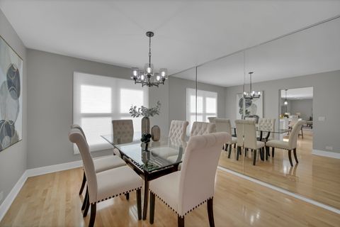 Tiny photo for 5 Wakefield Lane, Buffalo Grove, IL 60089 (MLS # 12610233)