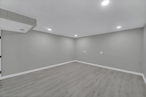 Tiny photo for 5 Wakefield Lane, Buffalo Grove, IL 60089 (MLS # 12610233)