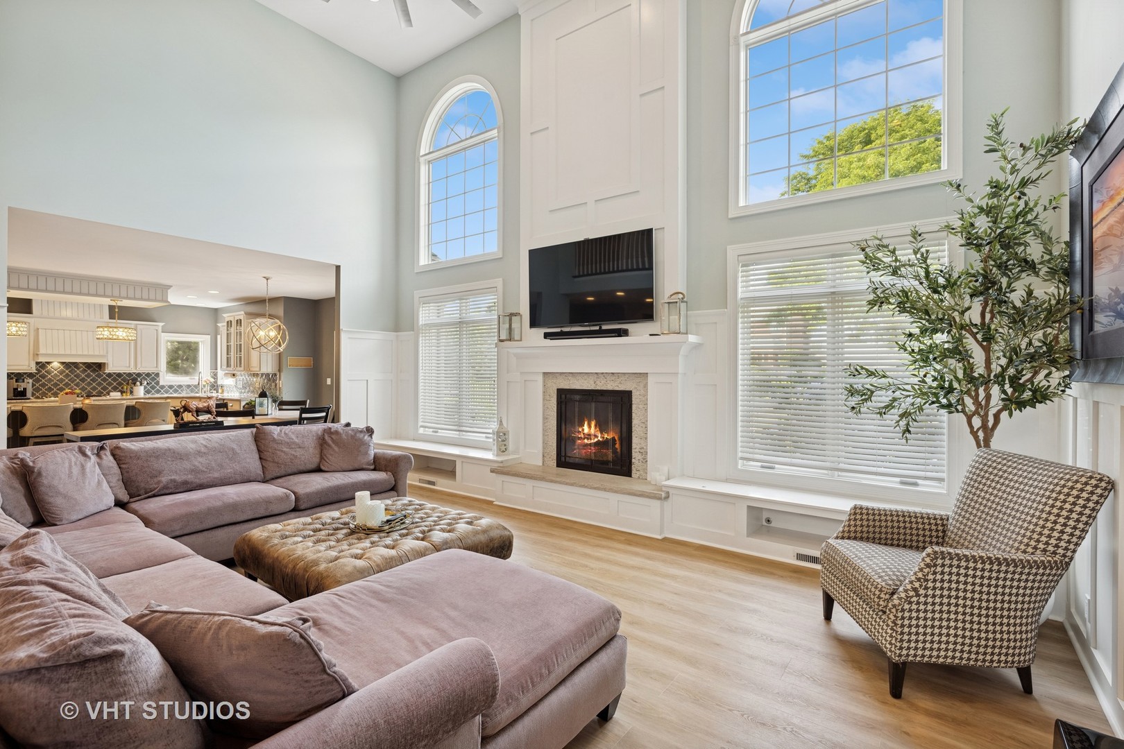 1601 Bobolink Circle