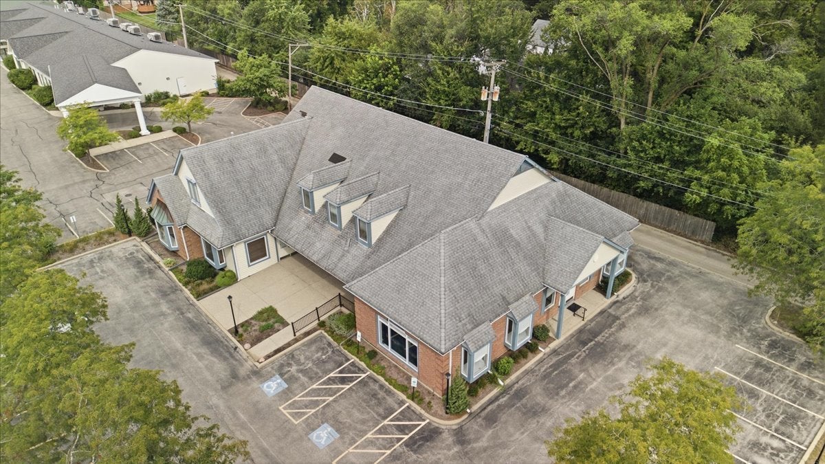400 W Northwest Highway