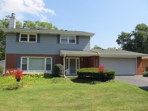 Tiny photo for 18535 Western Avenue, Homewood, IL 60430 (MLS # 12749430)