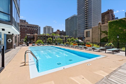 Tiny photo for 21 W GOETHE Street #8H, Chicago, IL 60610 (MLS # 12786635)