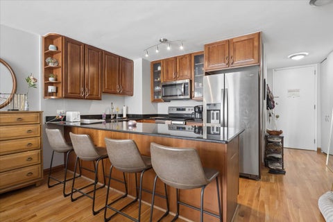 Tiny photo for 21 W GOETHE Street #8H, Chicago, IL 60610 (MLS # 12786635)