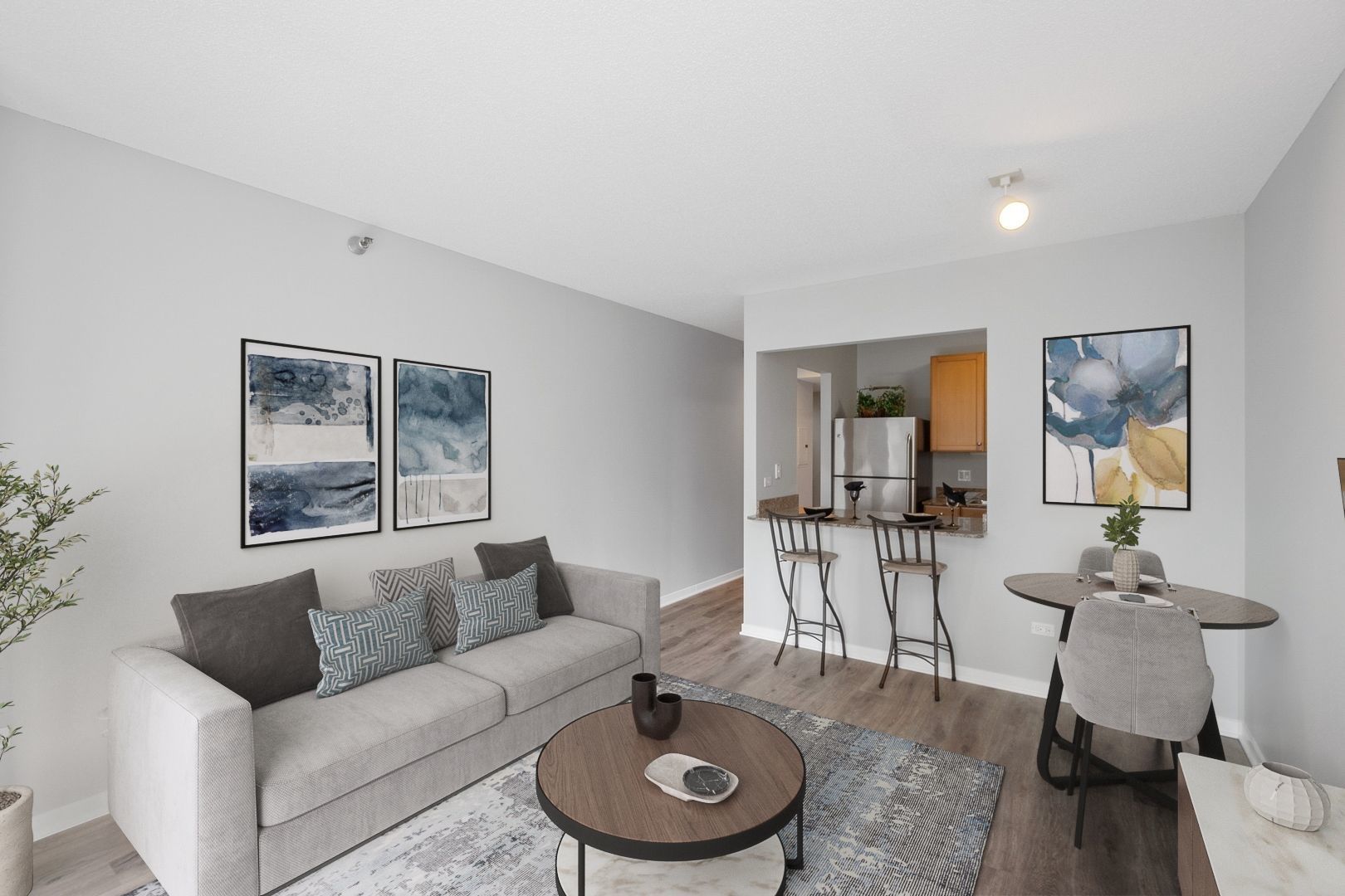 400 N LA SALLE Drive 3306