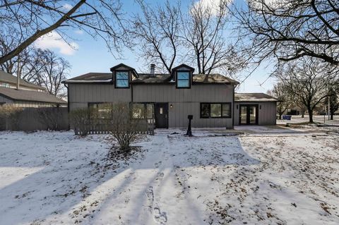 Tiny photo for 5016 Oak Center Drive, Oak Lawn, IL 60453 (MLS # 12541250)