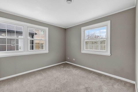 Tiny photo for 5016 Oak Center Drive, Oak Lawn, IL 60453 (MLS # 12541250)