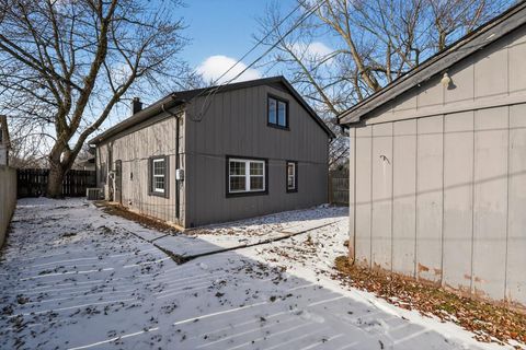 Tiny photo for 5016 Oak Center Drive, Oak Lawn, IL 60453 (MLS # 12541250)