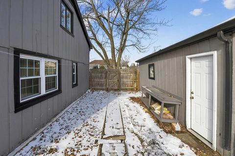 Tiny photo for 5016 Oak Center Drive, Oak Lawn, IL 60453 (MLS # 12541250)