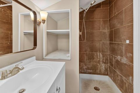 Tiny photo for 5016 Oak Center Drive, Oak Lawn, IL 60453 (MLS # 12541250)