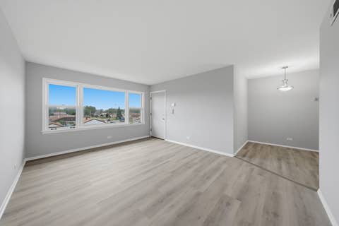 Tiny photo for 3170 W Meadow Lane #23, Merrionette Park, IL 60803 (MLS # 12731338)