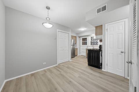 Tiny photo for 3170 W Meadow Lane #23, Merrionette Park, IL 60803 (MLS # 12731338)