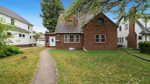 1611 Jackson Street Rockford IL 61107