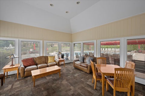 Tiny photo for 12 The Court Of Lagoon View VW, Northbrook, IL 60062 (MLS # 12756627)