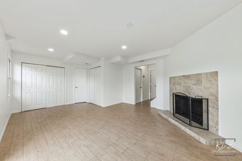 Tiny photo for 208 Granada Court, Bolingbrook, IL 60440 (MLS # 12694864)