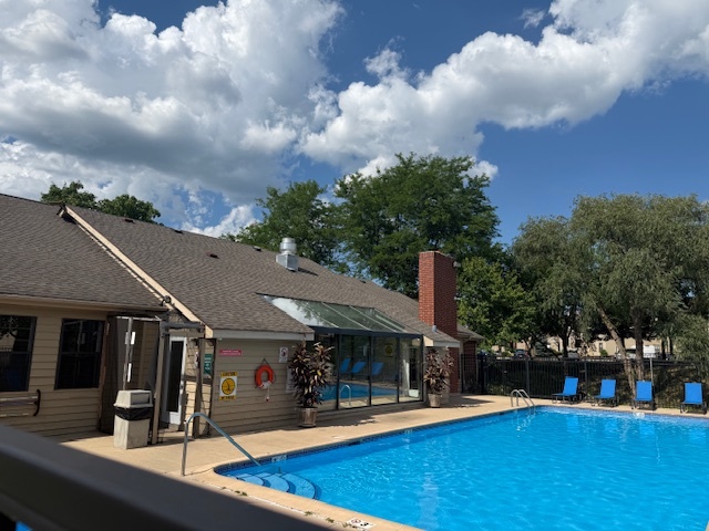2064 N Rand Road 107