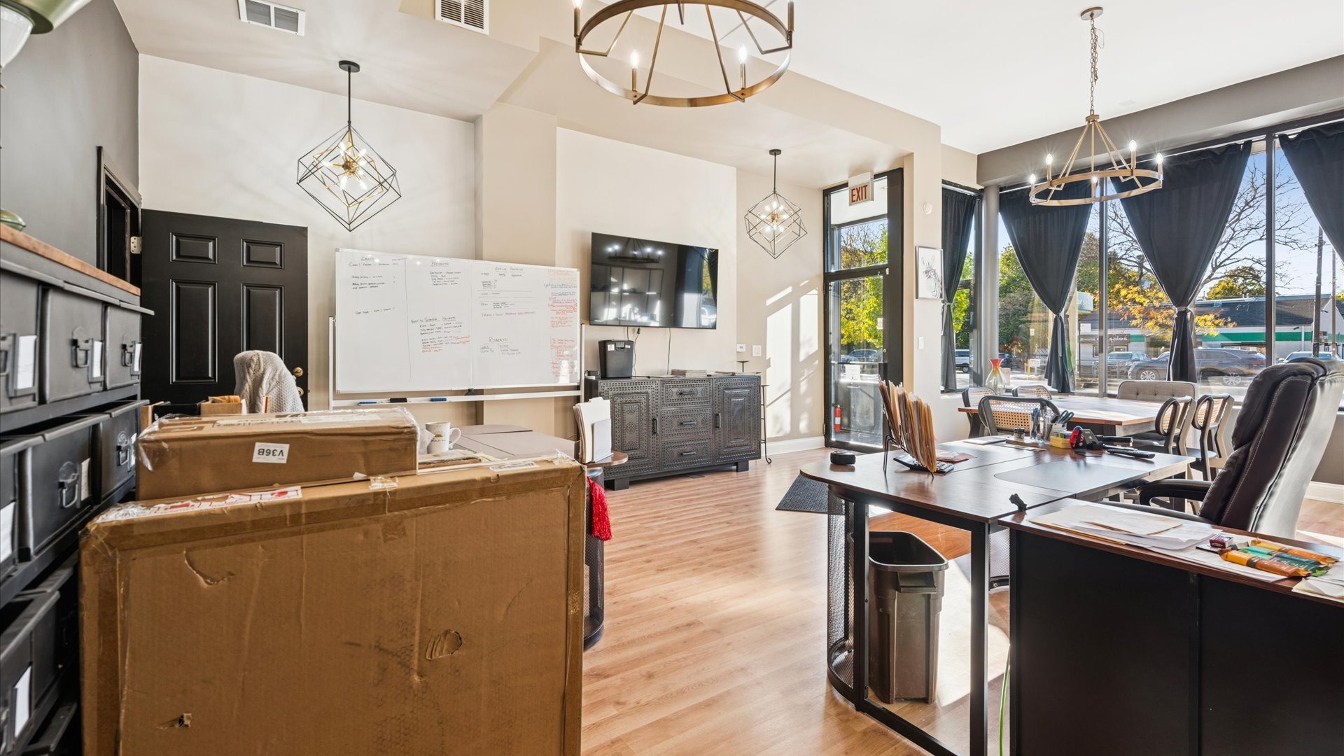 3839 N Western Avenue 1B