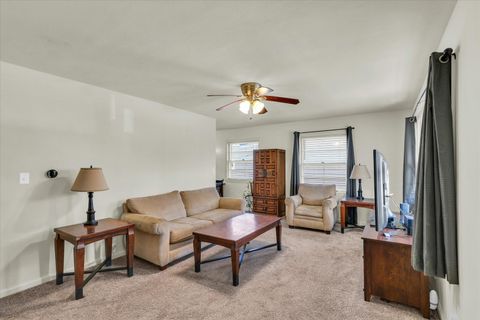 Tiny photo for 317 S Draper Avenue, Champaign, IL 61821 (MLS # 12592079)