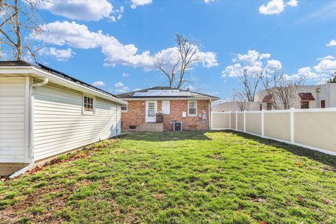 Tiny photo for 317 S Draper Avenue, Champaign, IL 61821 (MLS # 12592079)