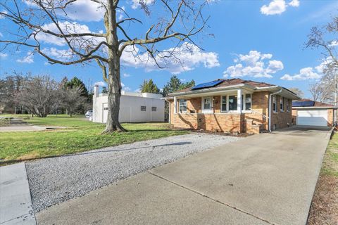 Tiny photo for 317 S Draper Avenue, Champaign, IL 61821 (MLS # 12592079)