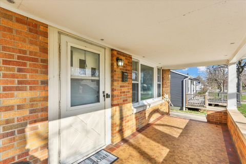 Tiny photo for 317 S Draper Avenue, Champaign, IL 61821 (MLS # 12592079)