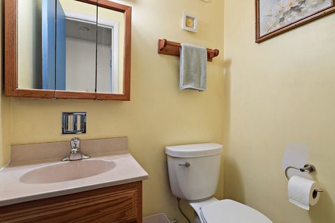 Tiny photo for 8000 W Lyons Street, Niles, IL 60714 (MLS # 12577250)