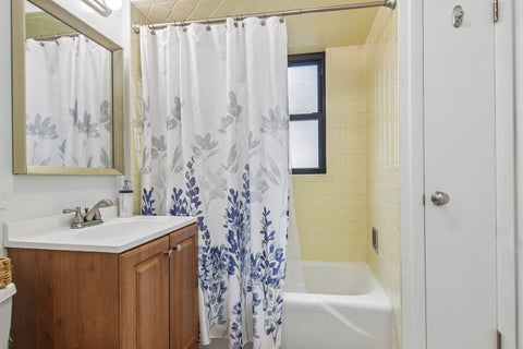 Tiny photo for 824 Hinman Avenue #1N, Evanston, IL 60202 (MLS # 12716929)