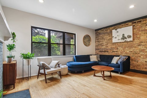 Tiny photo for 824 Hinman Avenue #1N, Evanston, IL 60202 (MLS # 12716929)