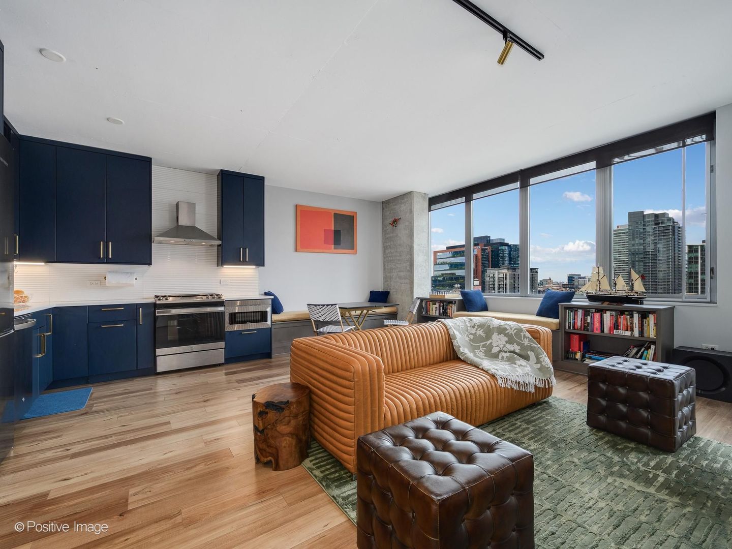 659 W Randolph Street 1206