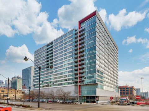 Photo of 659 W Randolph Street #1206, Chicago, IL 60661 (MLS # 12660275)