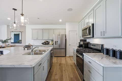 Tiny photo for 2031 Palmer Court #4002, Hoffman Estates, IL 60169 (MLS # 12726341)