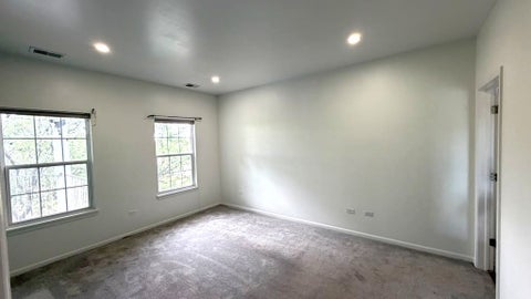 Tiny photo for 3333 Stratford Court #3F, Lake Bluff, IL 60044 (MLS # 12713399)