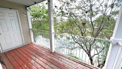 Tiny photo for 3333 Stratford Court #3F, Lake Bluff, IL 60044 (MLS # 12713399)