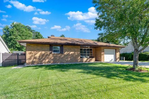 Photo of 425 Douglas Street, Oswego, IL 60543 (MLS # 12647475)