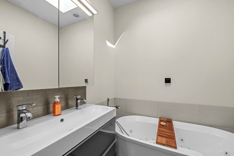 Tiny photo for 2927 W Wilcox Street, Chicago, IL 60612 (MLS # 12603988)