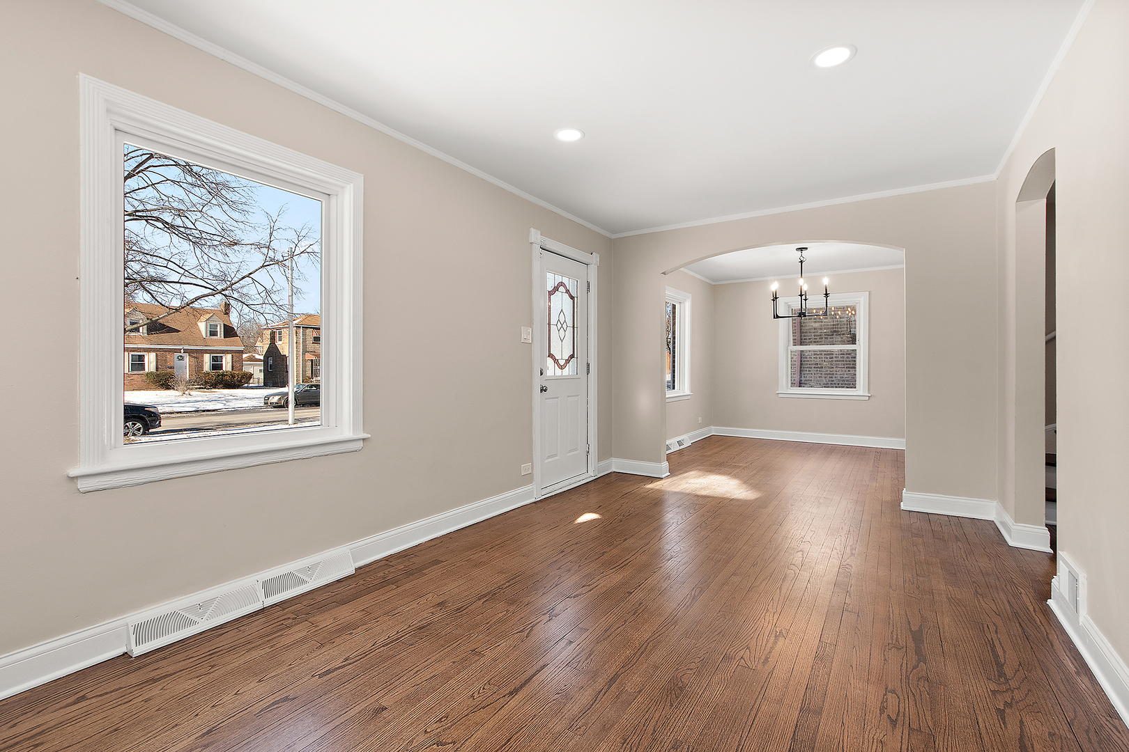 10119 S Yates Boulevard