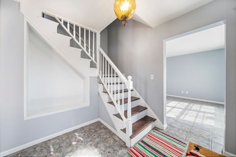 Tiny photo for 1421 Heather Drive, Aurora, IL 60506 (MLS # 12628346)